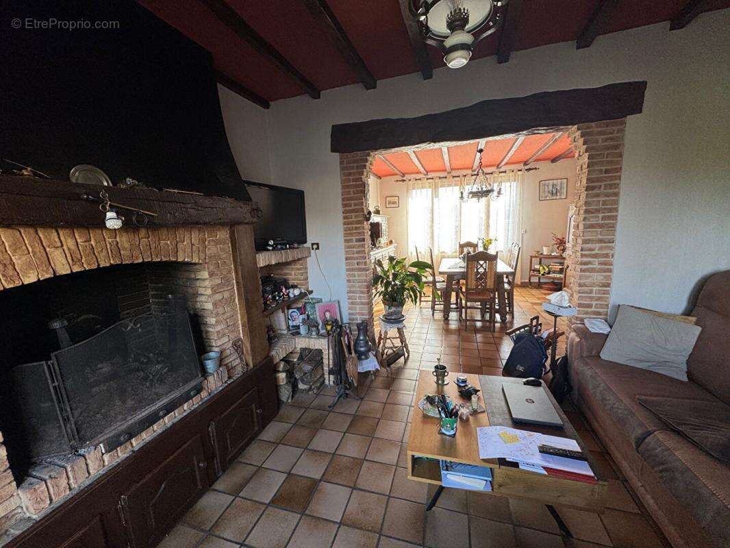 Maison à LES LOGES