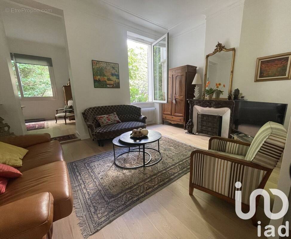Photo 1 - Appartement à MARSEILLE-6E