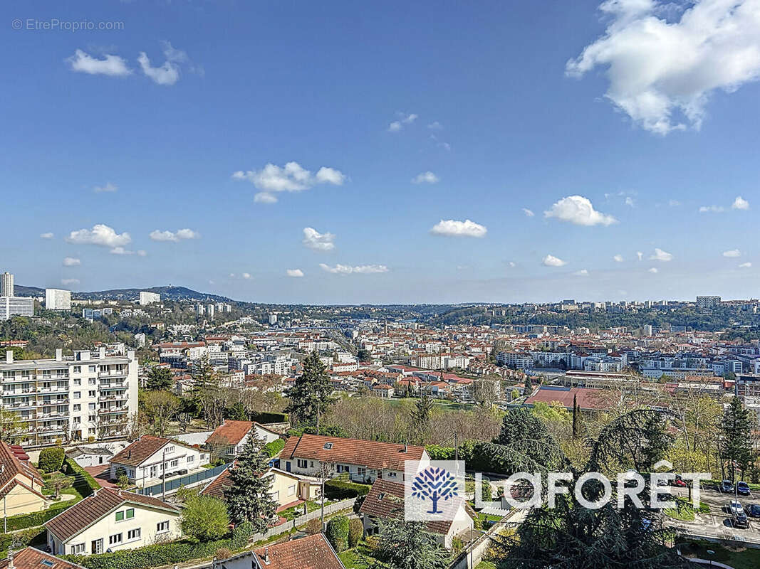 Appartement à LYON-9E