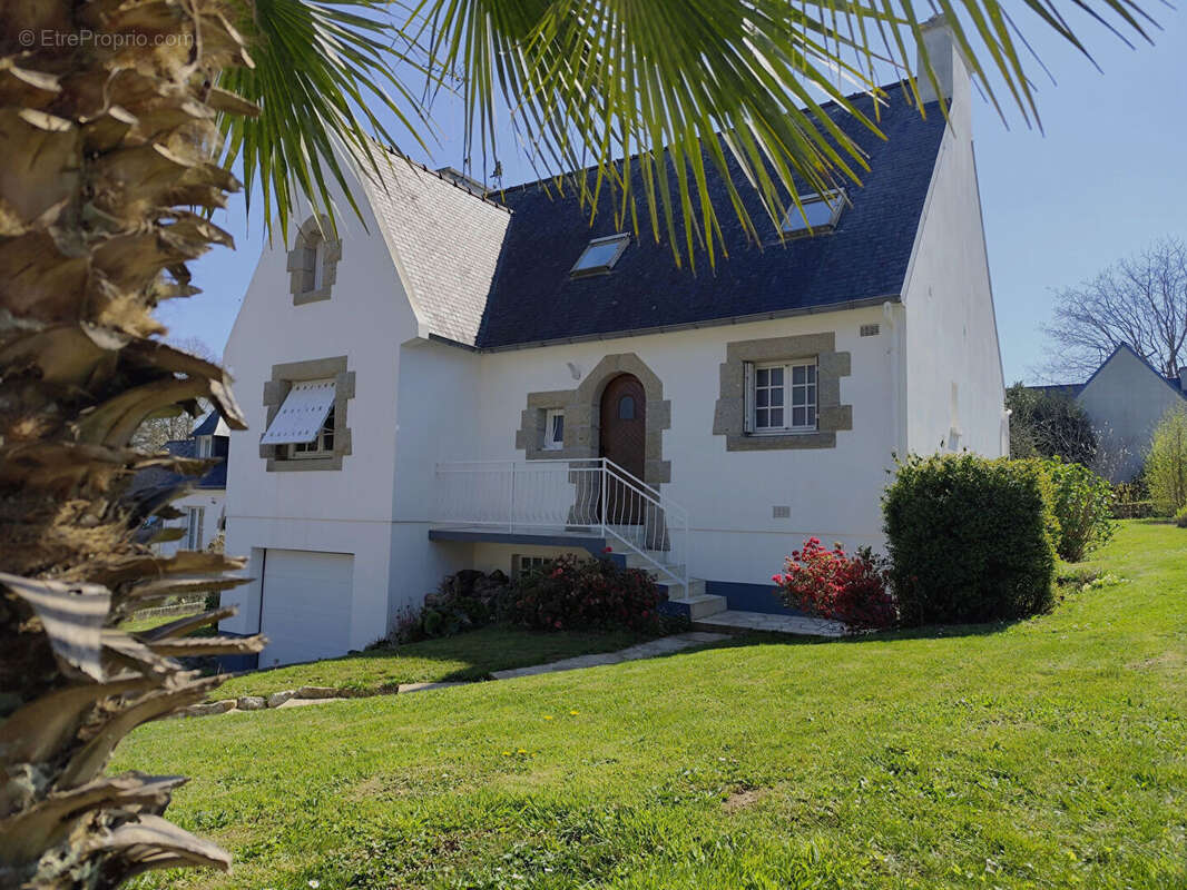 Maison à COMBRIT