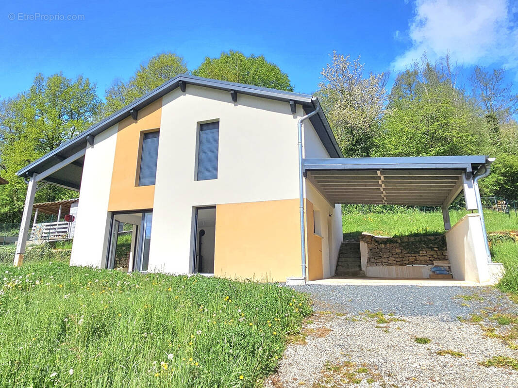 Maison à TENAY