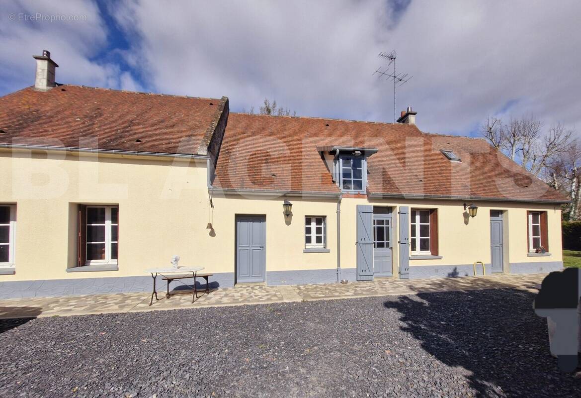 IMBERDIS - Cinqueux - Maison à PONT-SAINTE-MAXENCE