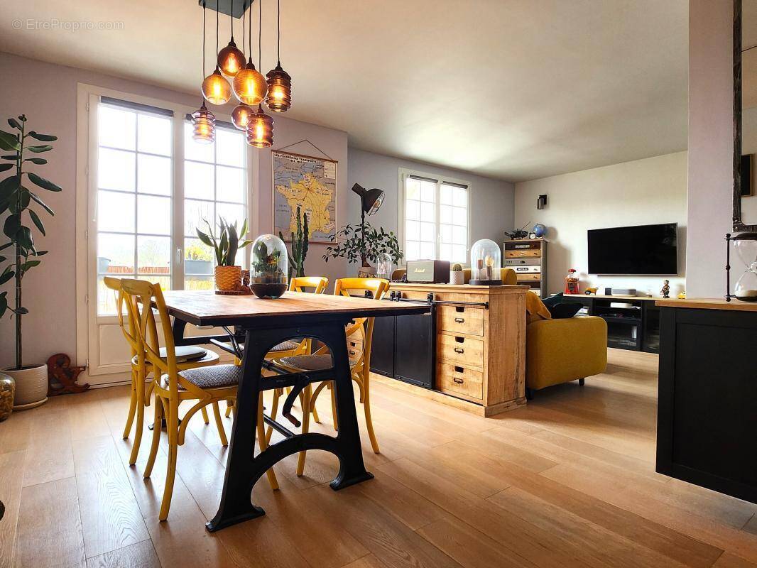 Appartement à PONTOISE