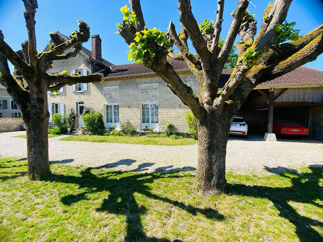 Maison à MOURS