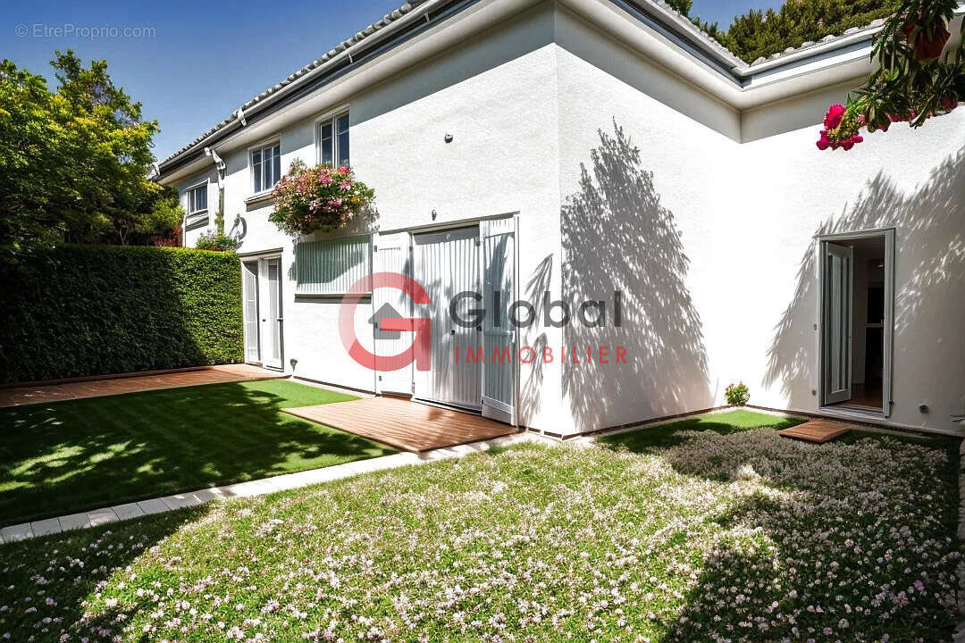 Maison à VIAS