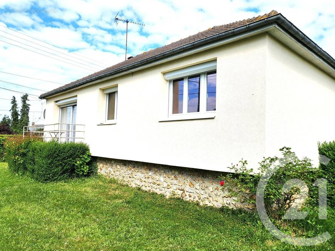 Maison à BEAUMONT-LE-ROGER