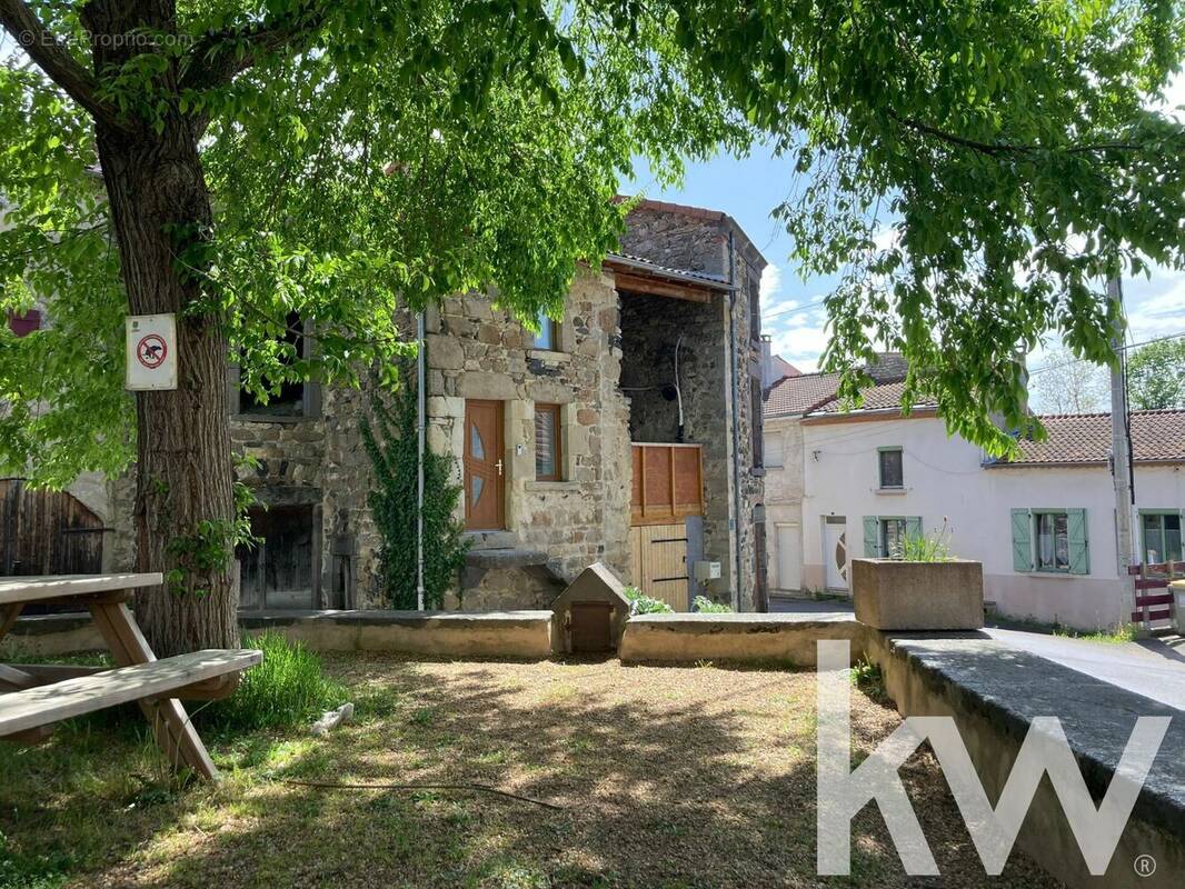 Maison à LUDESSE