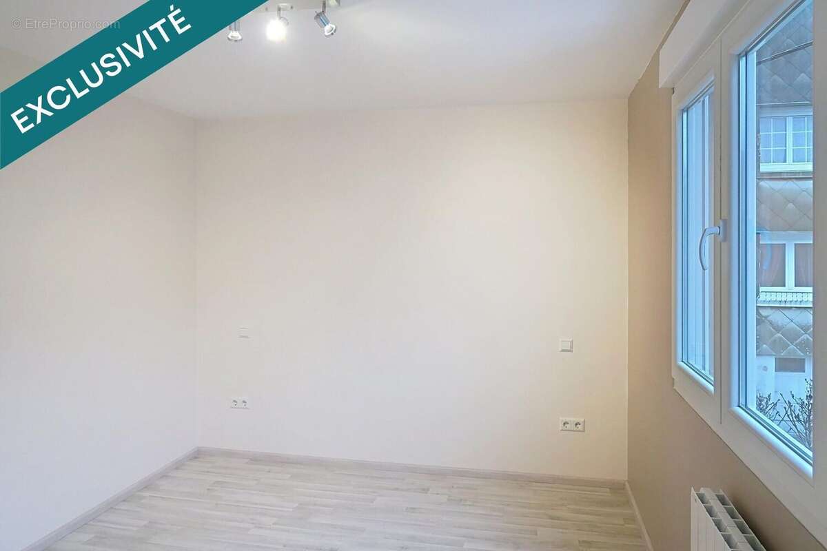 Photo 8 - Appartement à AUDUN-LE-TICHE