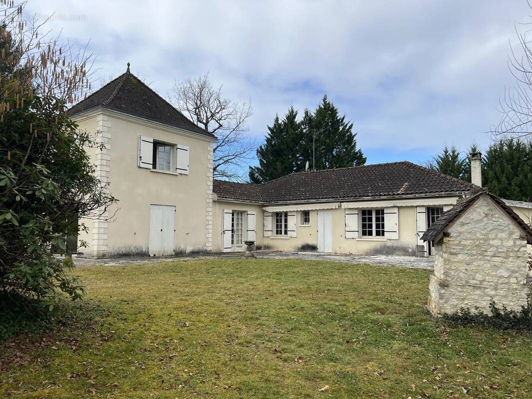 Maison à RAZAC-SUR-L&#039;ISLE