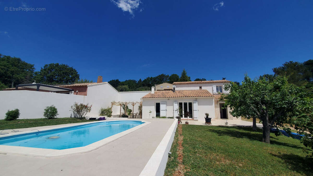 Maison à SAINT-MAXIMIN-LA-SAINTE-BAUME