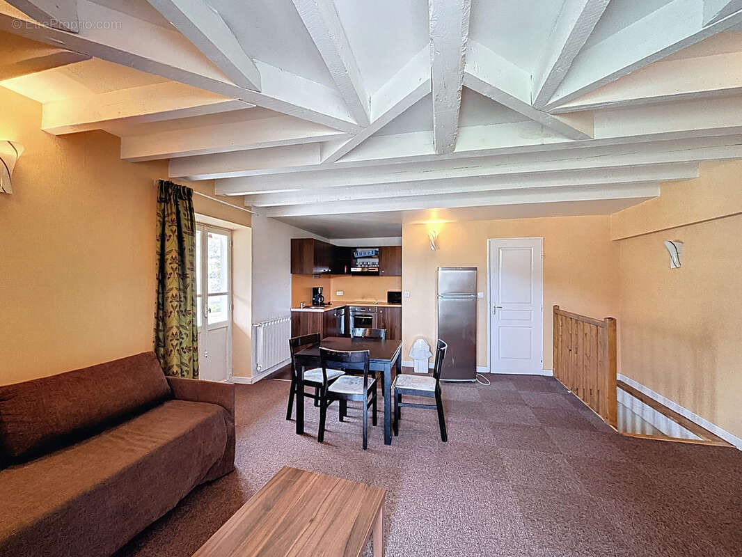 Appartement à JAUSIERS