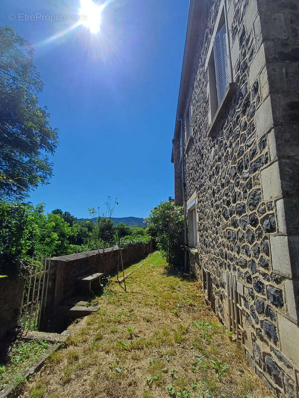 Maison à LALEVADE-D&#039;ARDECHE
