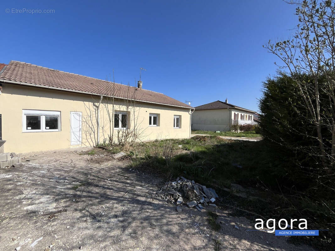 Maison à LABRY