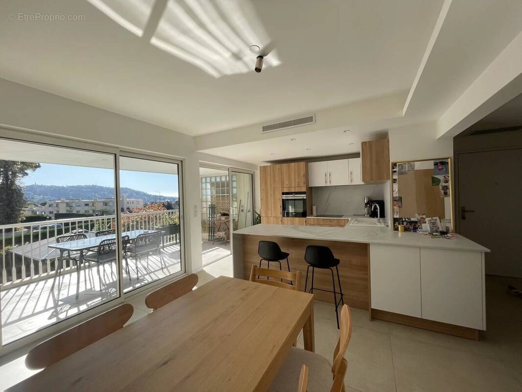 Appartement à CANNES