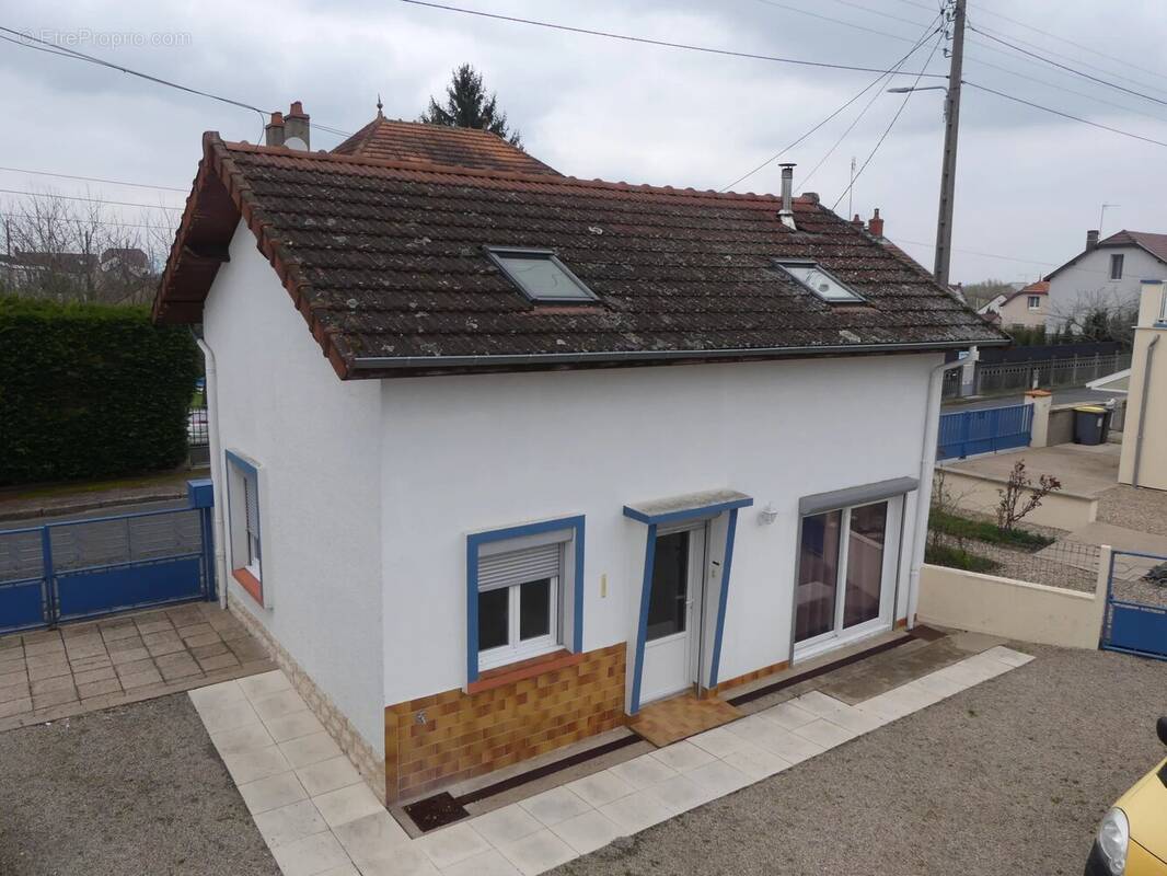 Appartement à MONTCEAU-LES-MINES