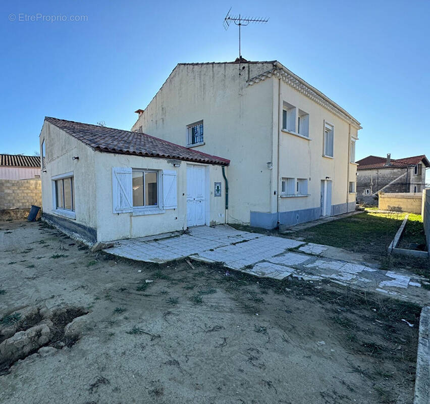 Maison à CORNEILHAN