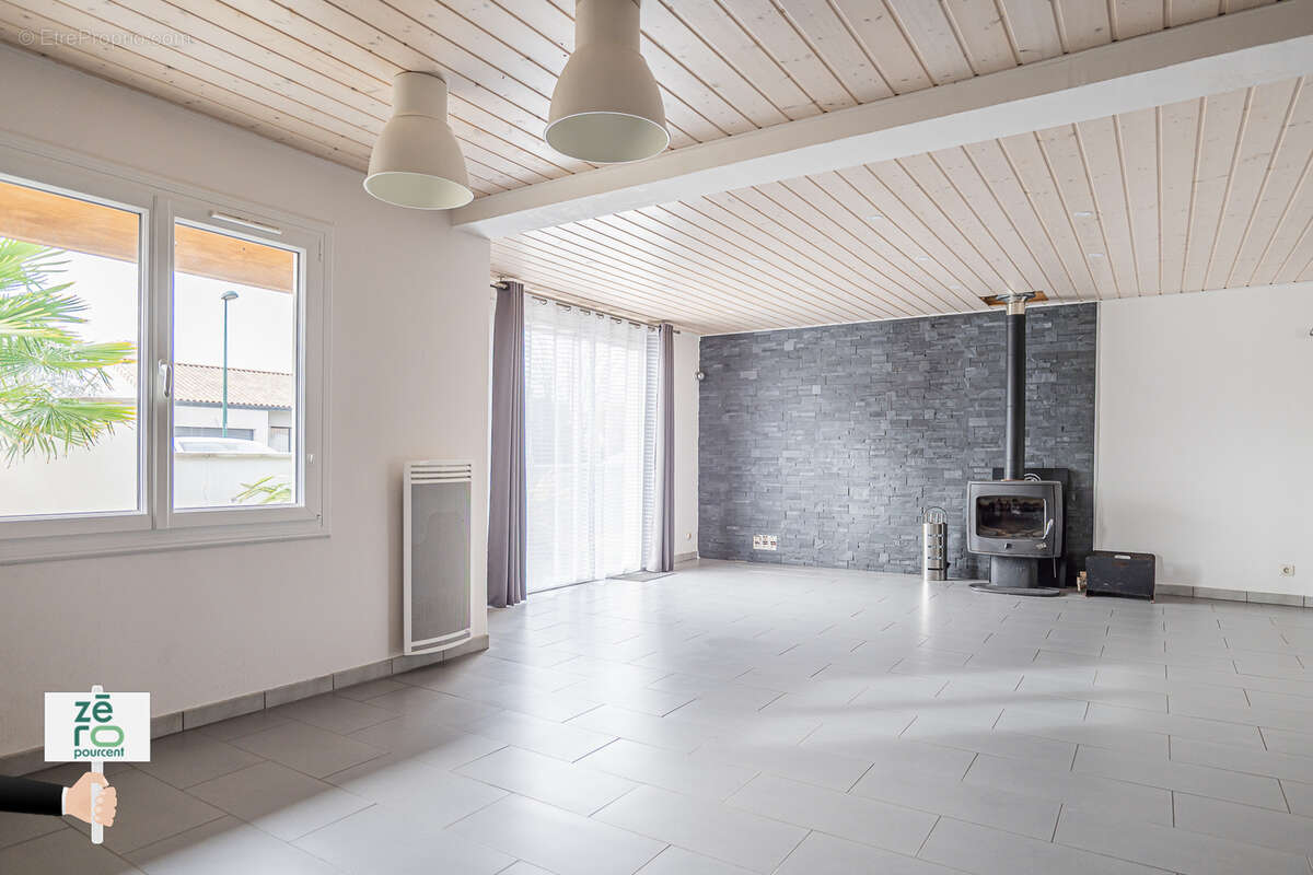 Maison à ANGLES