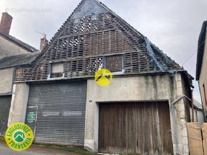 Maison à LES AIX-D&#039;ANGILLON