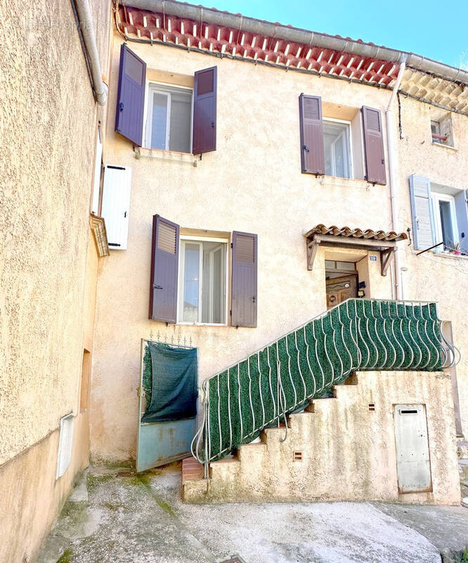 Maison à GONFARON