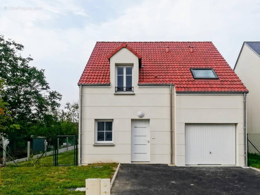 Maison à ORMES