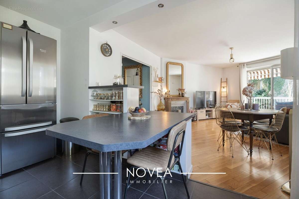 Appartement à LYON-9E