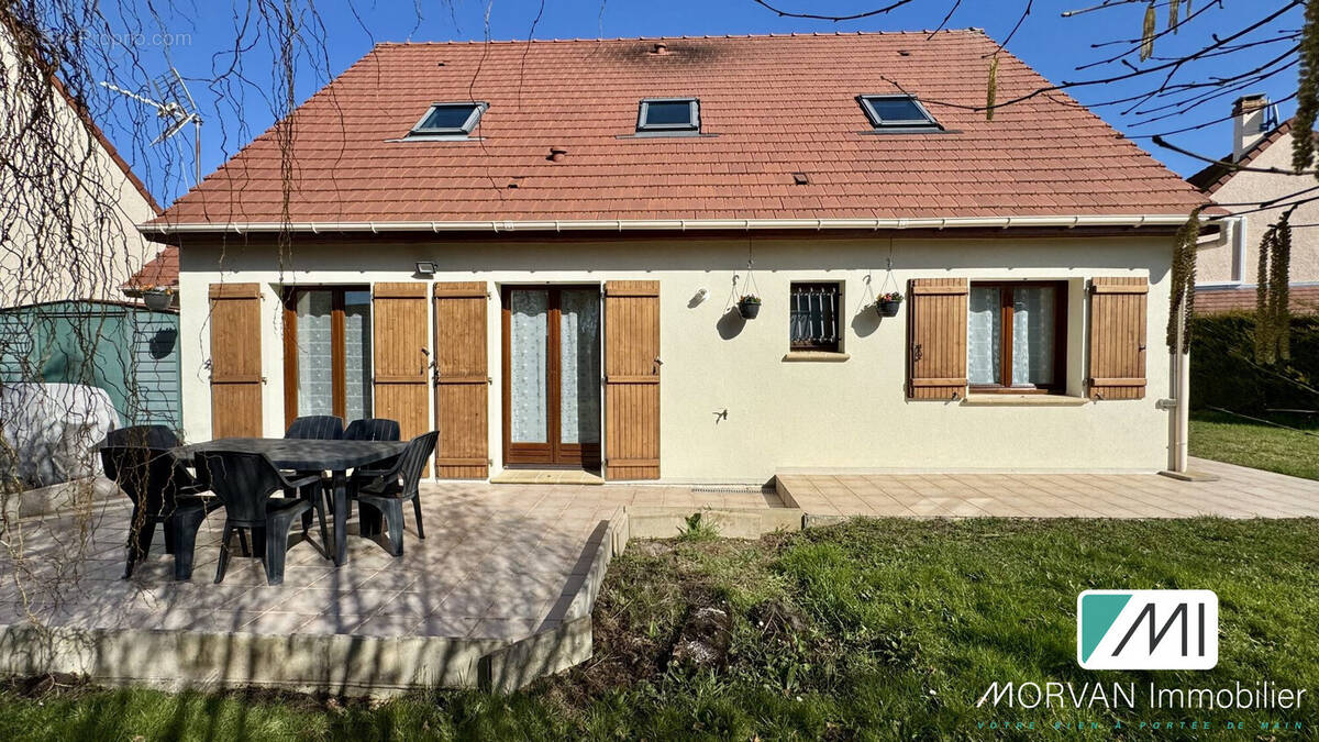 Maison à GALLARDON