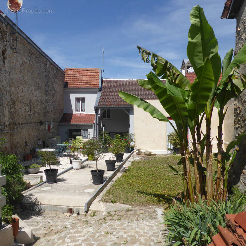 Appartement à BOUFFEMONT