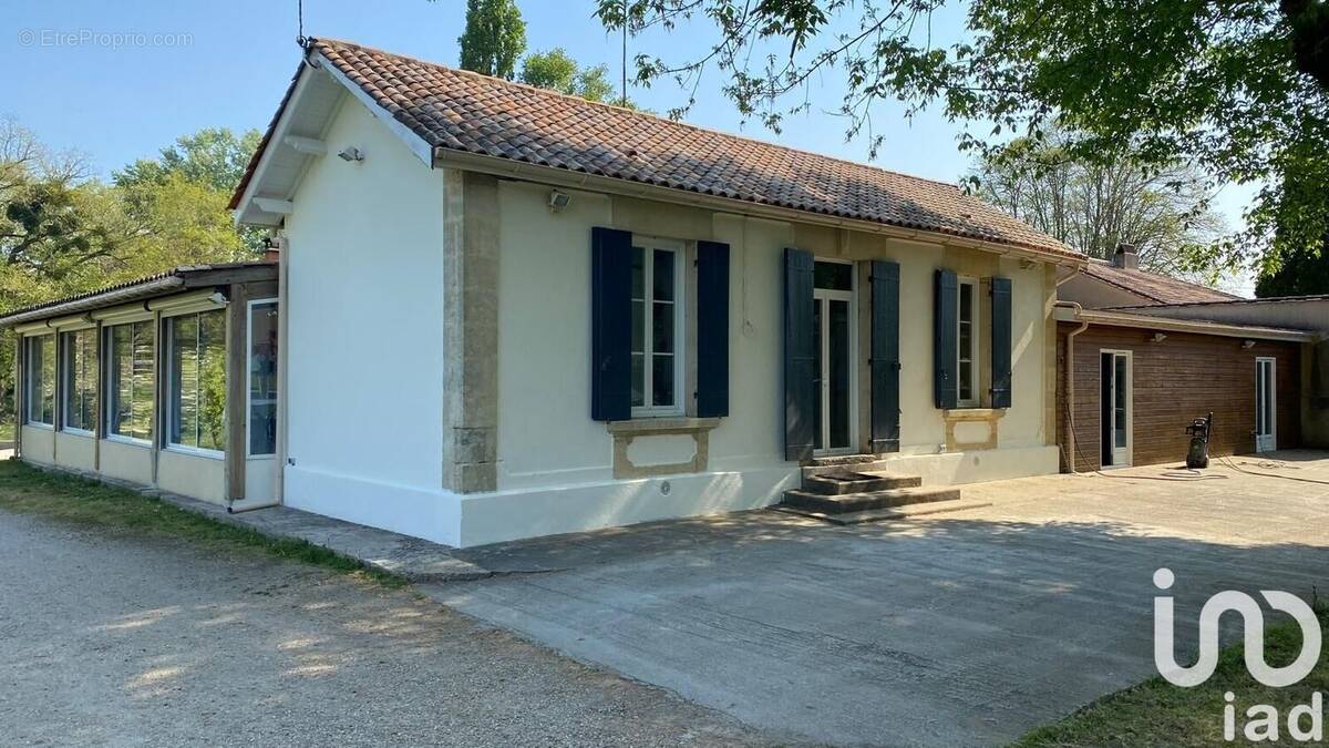 Photo 1 - Maison à JUILLAC