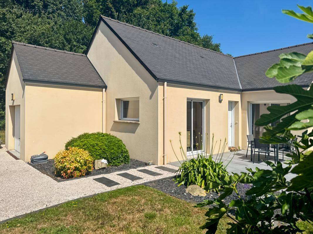 Maison à SABLE-SUR-SARTHE