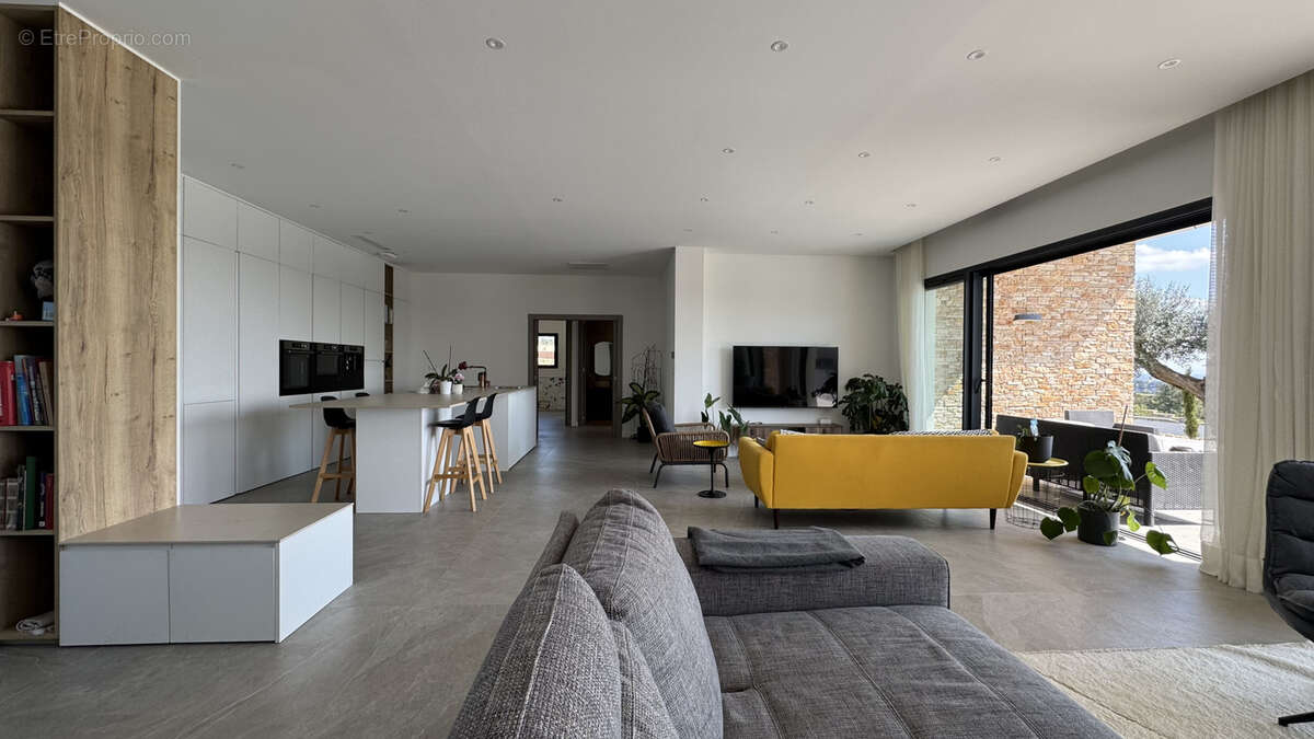 Maison à NIMES