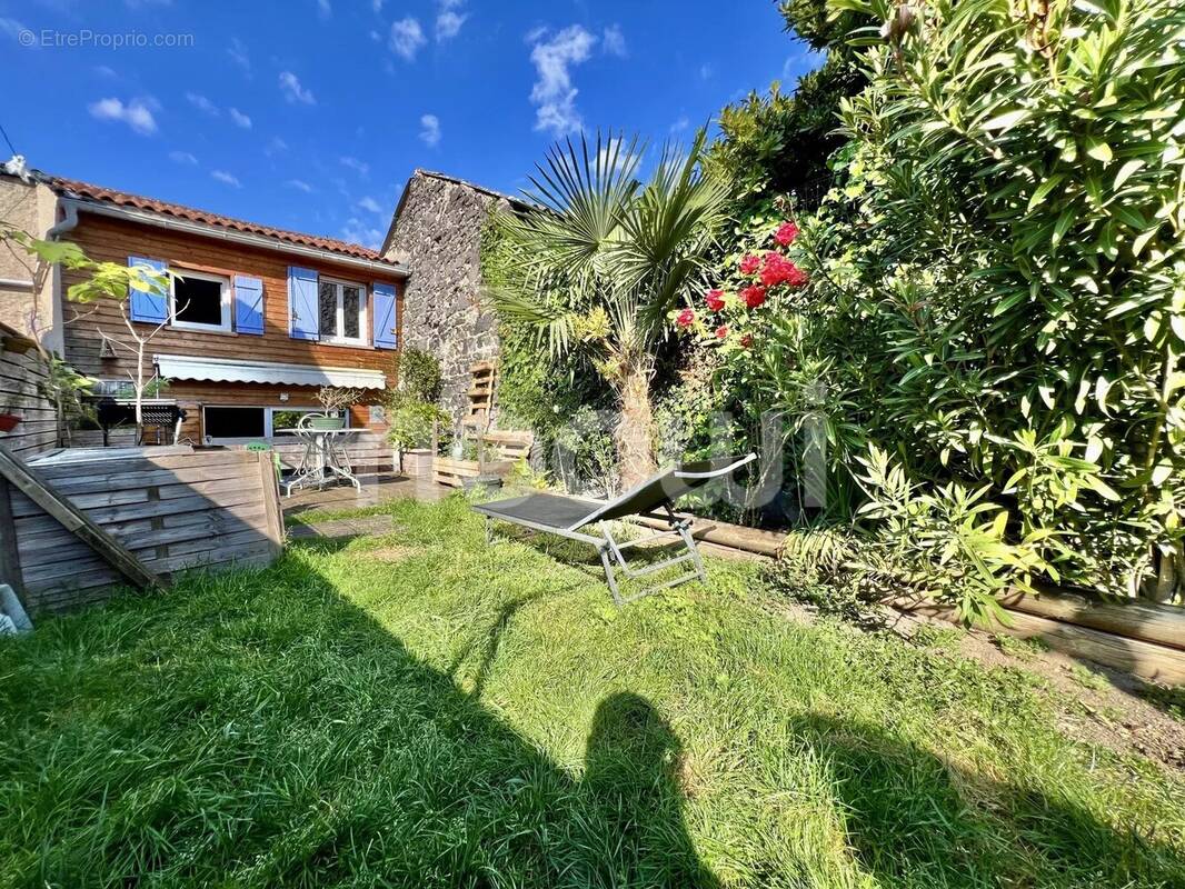 Maison à MARSAT