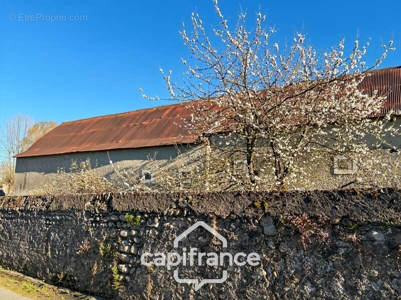 Maison à LALOUBERE