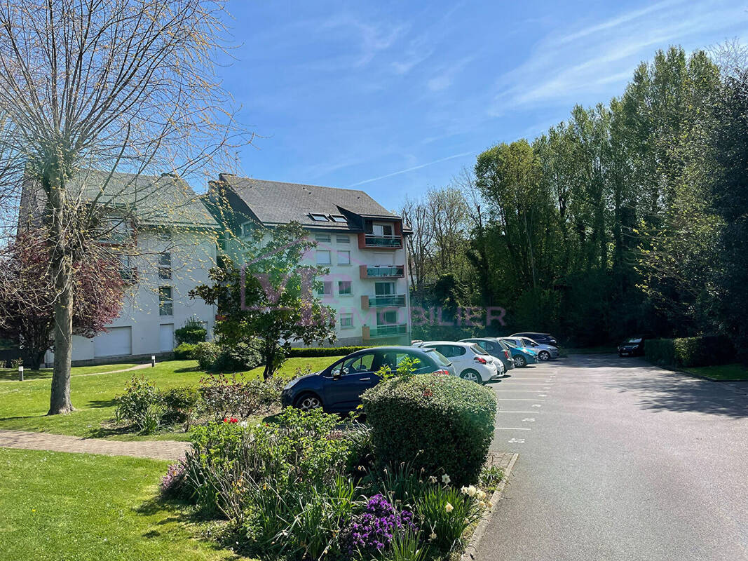 Appartement à LE MESNIL-ESNARD