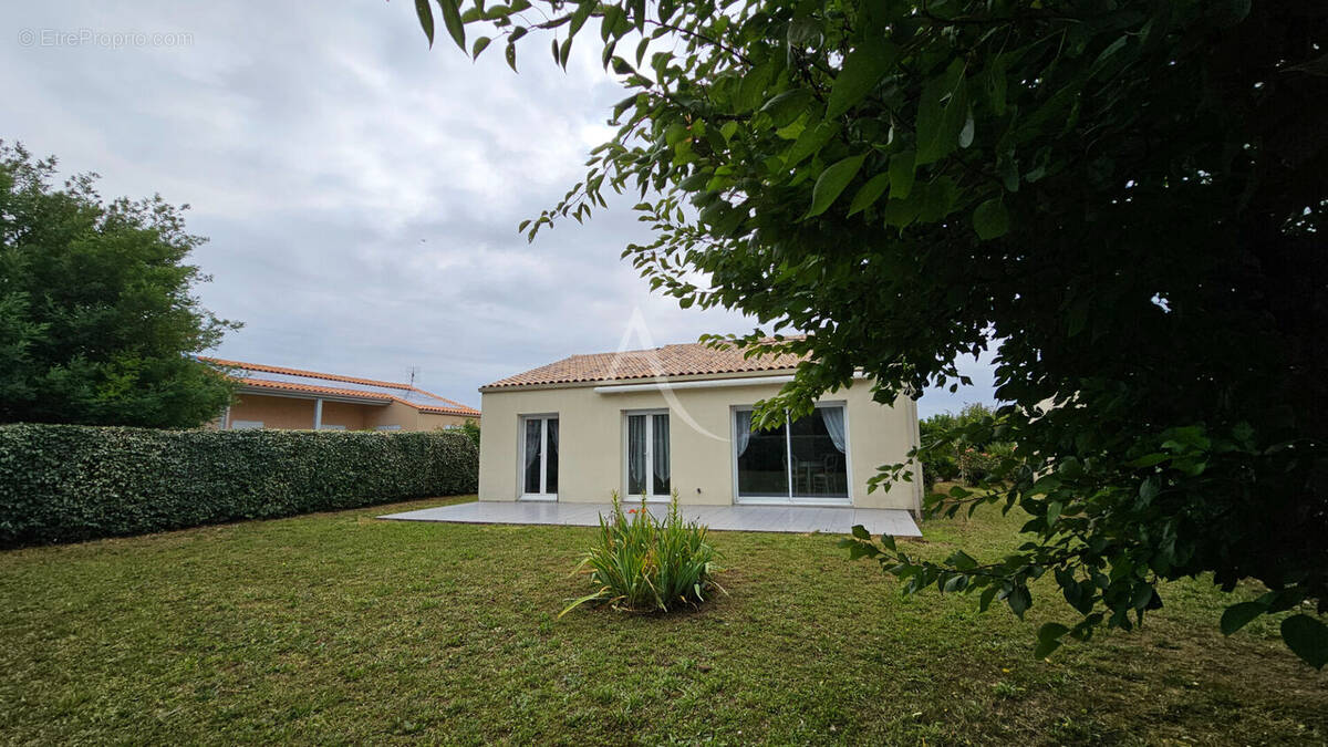 Maison à PORT-DES-BARQUES