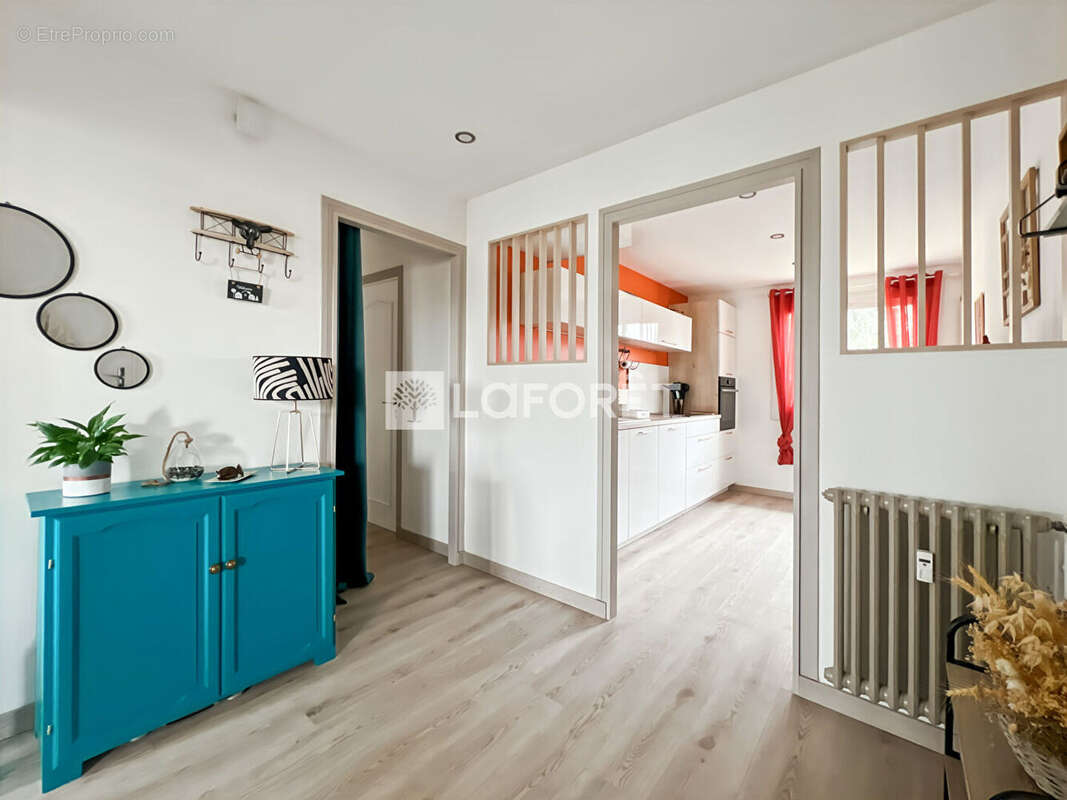 Appartement à GUILHERAND-GRANGES