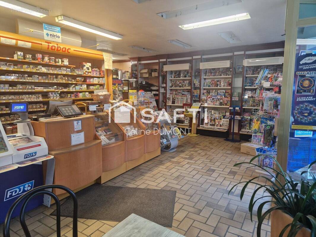 Photo 1 - Commerce à HAILLICOURT