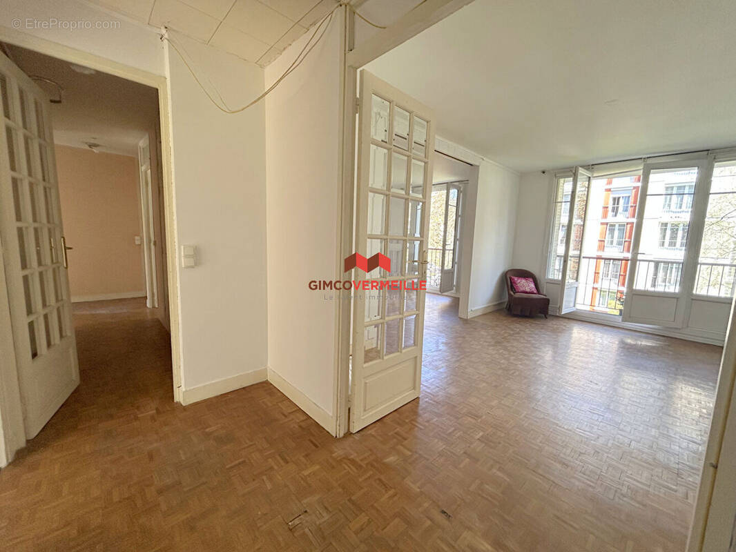 Appartement à BOUGIVAL