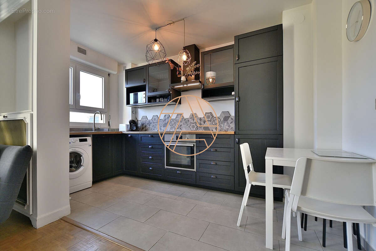 Appartement à SAINT-MAUR-DES-FOSSES