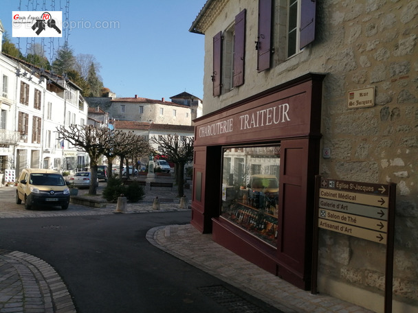 Maison à AUBETERRE-SUR-DRONNE