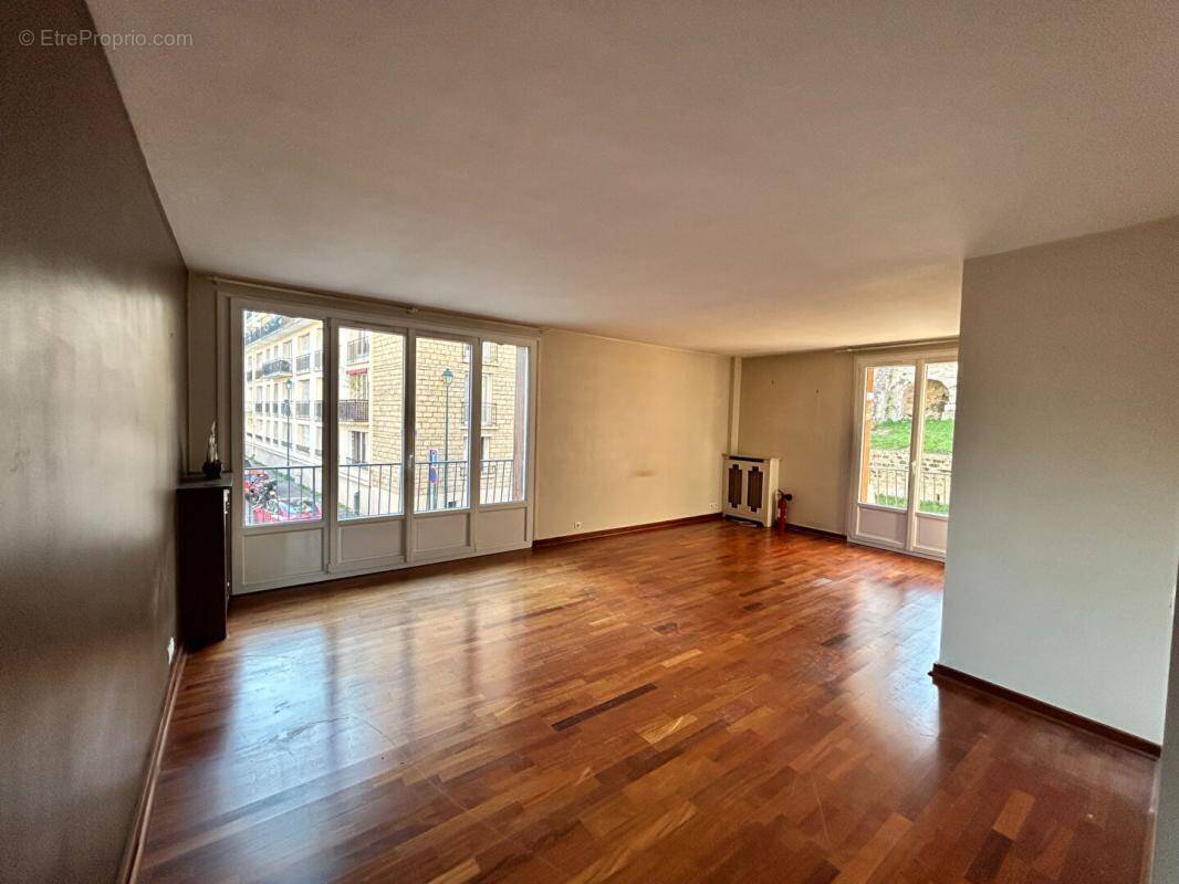 Appartement à PONTOISE