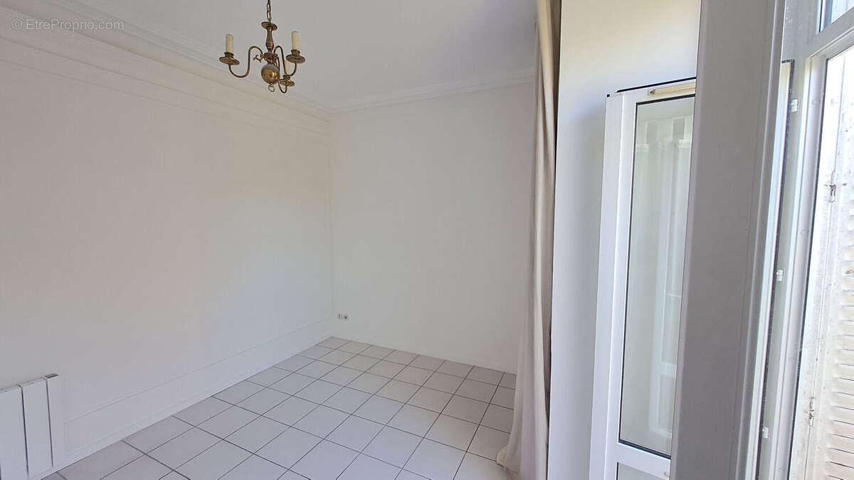 Appartement à SAINT-REMY-LES-CHEVREUSE