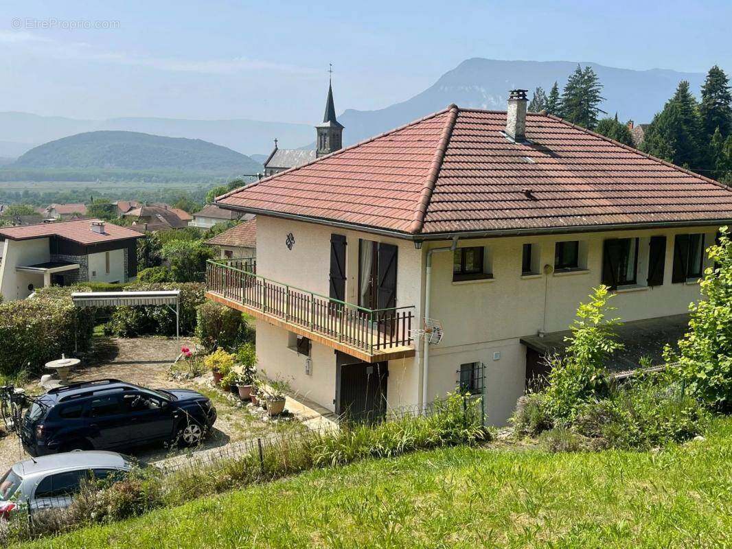 Maison à CHINDRIEUX