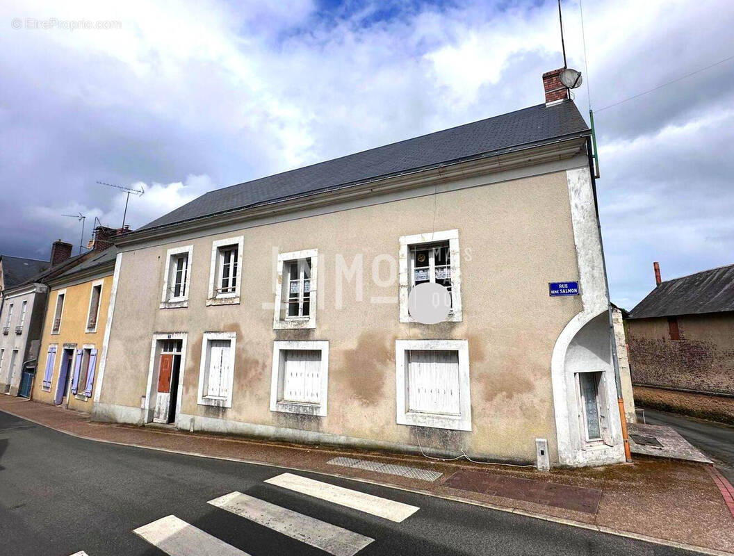 Maison à PRUILLE-L&#039;EGUILLE