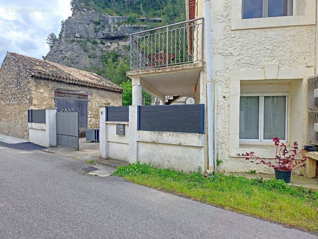 Maison à ORGON