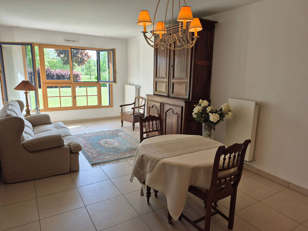 Appartement à ANZIN-SAINT-AUBIN