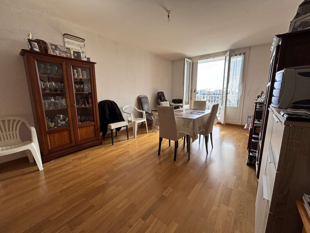 Appartement à LA RICHE