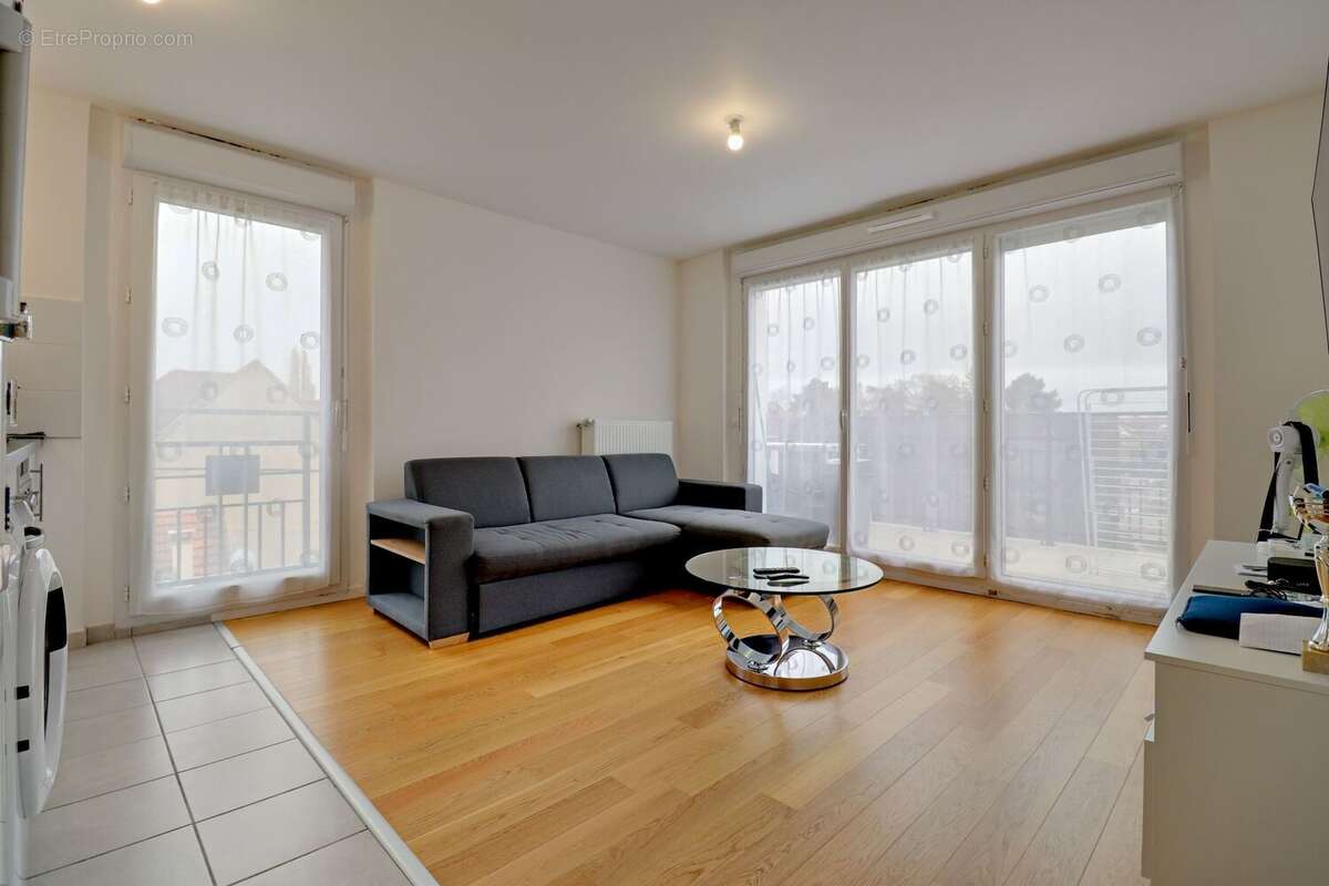Appartement à PIERRELAYE
