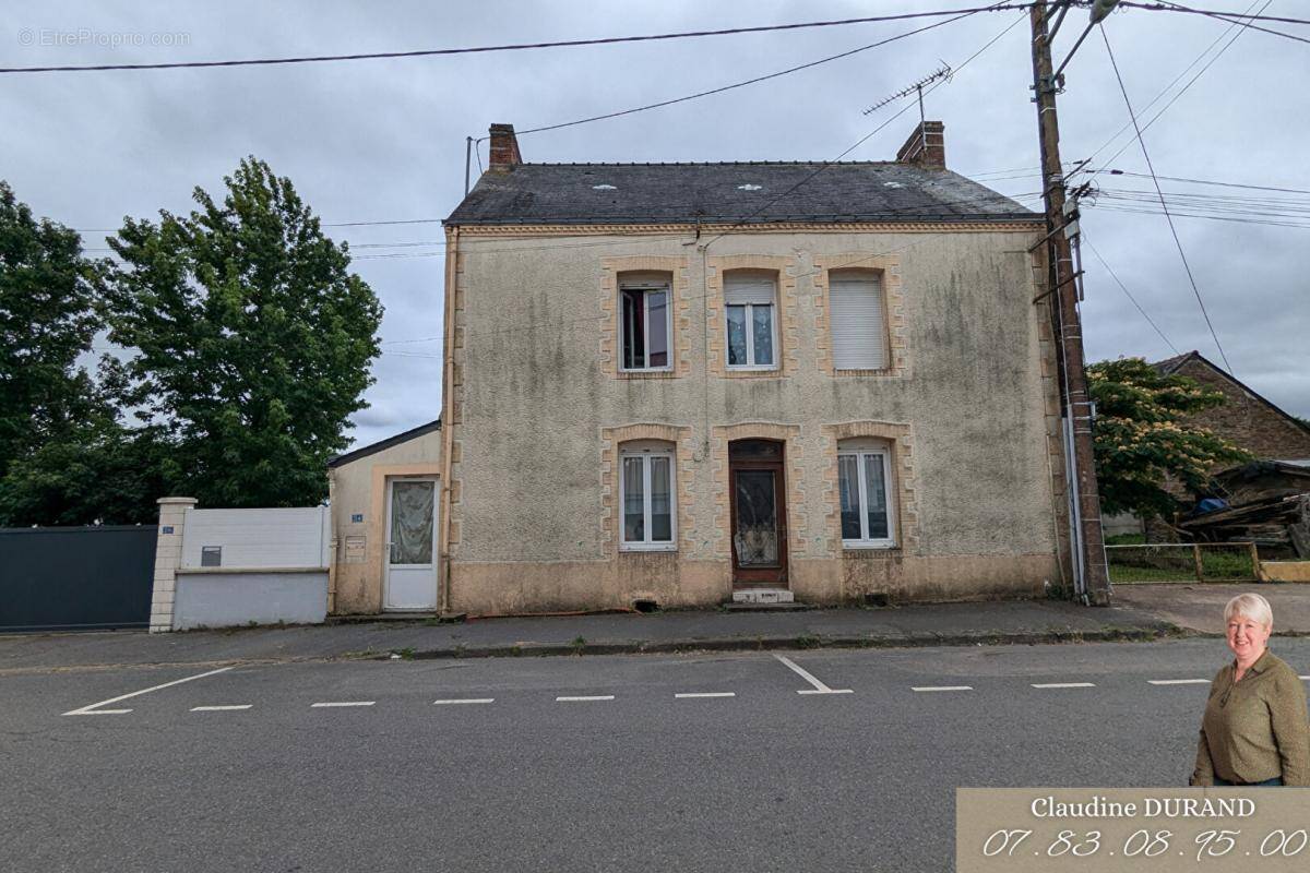 Maison à QUILLY
