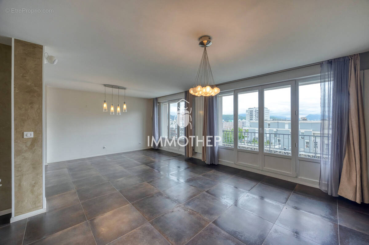 Appartement à GRENOBLE
