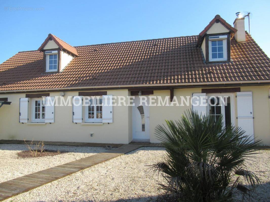 Maison à LAMOTTE-BEUVRON